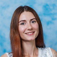 Виктория Гусева - Менеджер по логистике Неохим